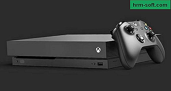 Az egér és a billentyűzet csatlakoztatása az Xbox One-hoz