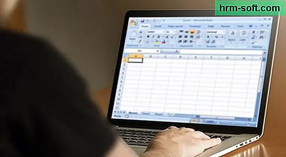 Bagaimana Anda menggunakan Excel untuk melakukan perhitungan?