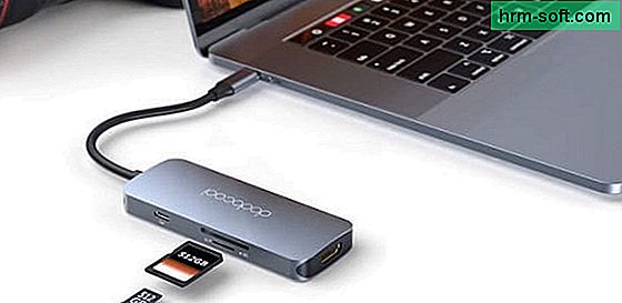 Hub USB-C terbaik: panduan membeli