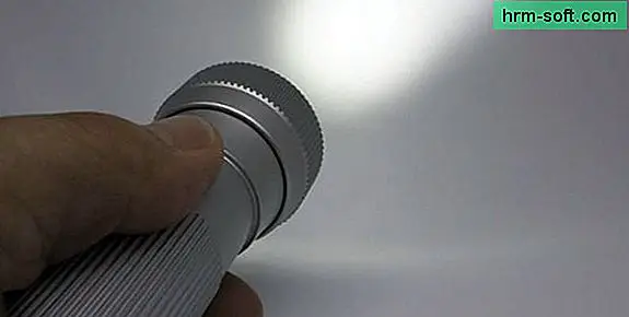 Comment activer la lampe de poche