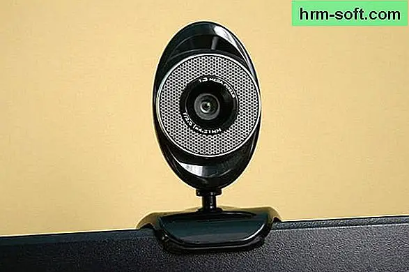 Comment connecter une webcam au PC