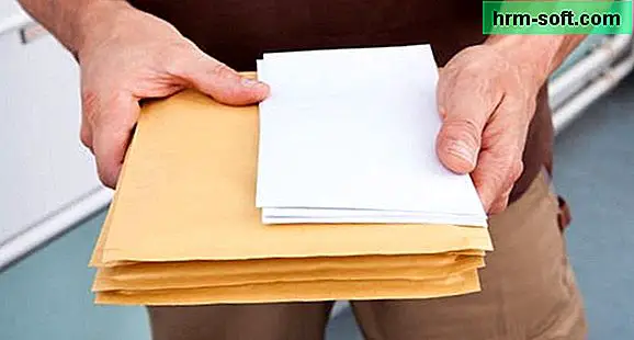 Comment envoyer des documents par courrier