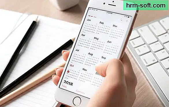Cara menghapus kalender iPhone