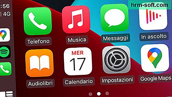 Mobil Anda dilengkapi dengan sistem infotainment modern dan Anda baru-baru ini menemukan bahwa itu juga kompatibel dengan Apple CarPlay, perangkat lunak yang dikembangkan oleh raksasa Cupertino yang memungkinkan Anda untuk menggunakan fungsi utama iPhone bahkan saat mengemudi (dengan aman dan sesuai dengan kode jalan raya) Jadi, Anda tidak sabar untuk menghubungkannya ke mobil Anda untuk mendengarkan musik, mengirim SMS, menelepon, dan menggunakan peta dengan perintah suara sederhana.