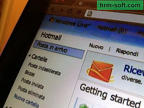E-mail továbbítása a Hotmail segítségével