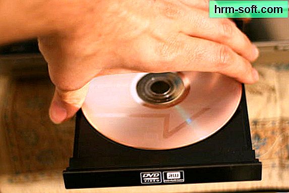 As boas e velhas fitas de vídeo foram efetivamente substituídas pelos DVDs.