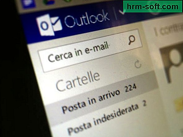 Cara meneruskan email dari Outlook