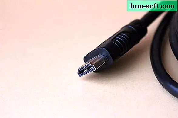 כיצד לחבר מחשב לטלוויזיה HDMI