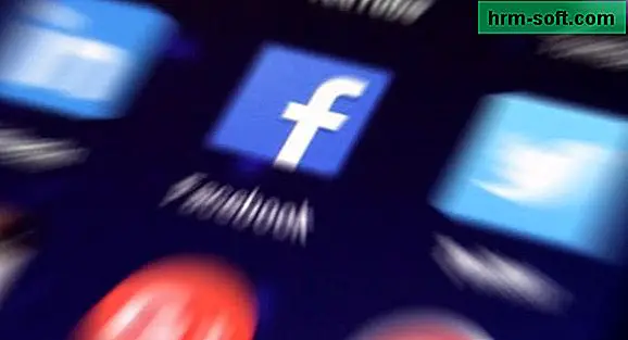 Hogyan helyezhetjük el a Facebook ikont a mobilra
