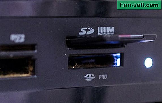 כיצד לקרוא כרטיס SD במחשב האישי