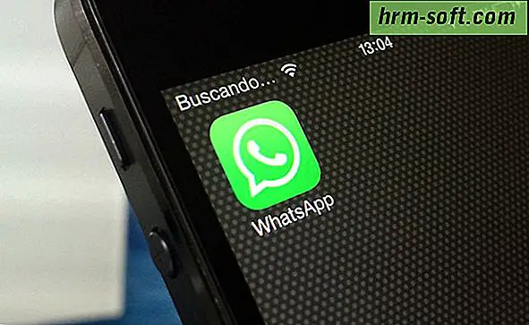 Cara mengunduh WhatsApp di iPhone