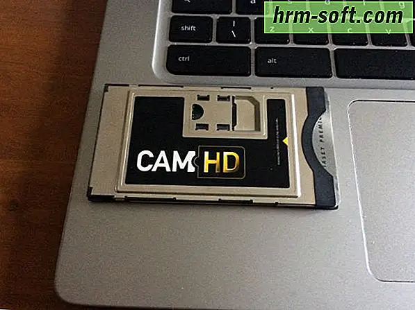 Jak włożyć moduł CAM do telewizora Samsung
